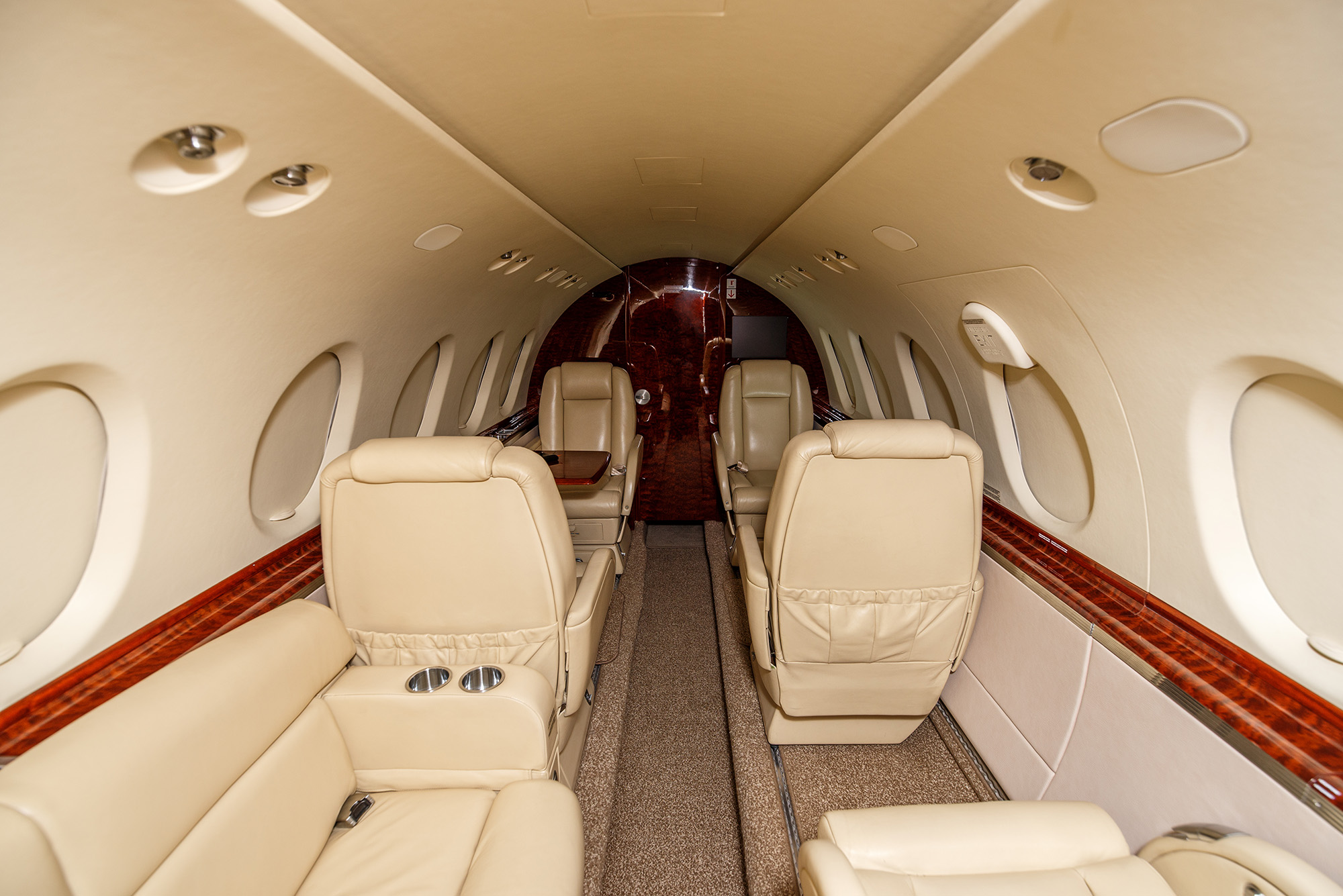 jet privato Beechcraft Hawker 750